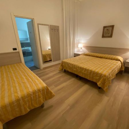 Hotel Rio Alassio Extérieur photo