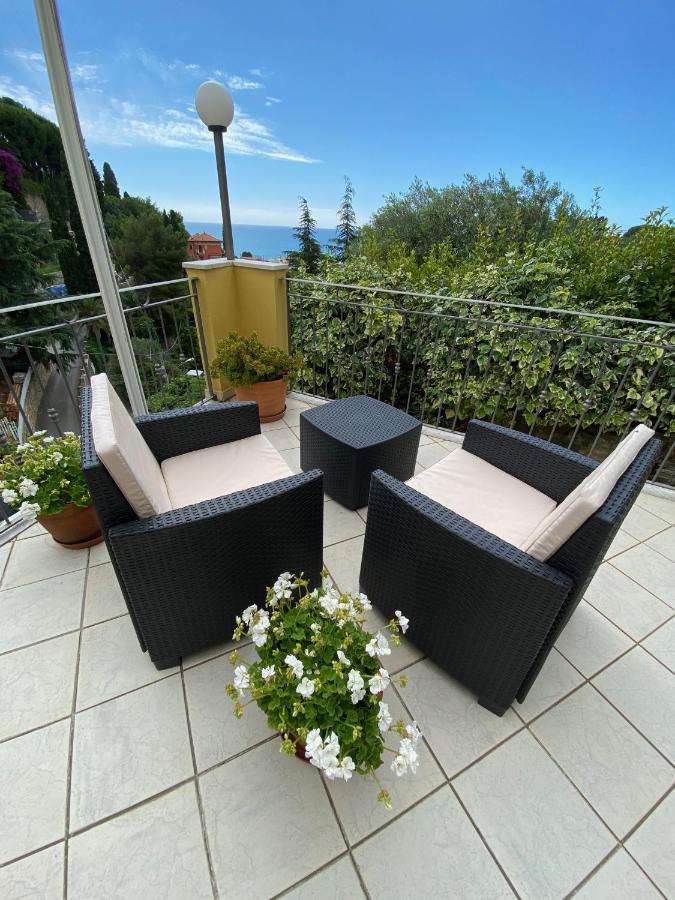 Hotel Rio Alassio Extérieur photo