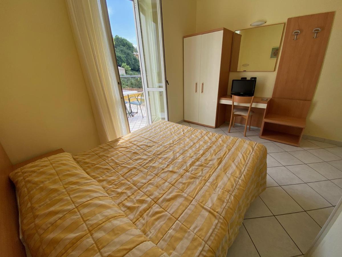 Hotel Rio Alassio Extérieur photo