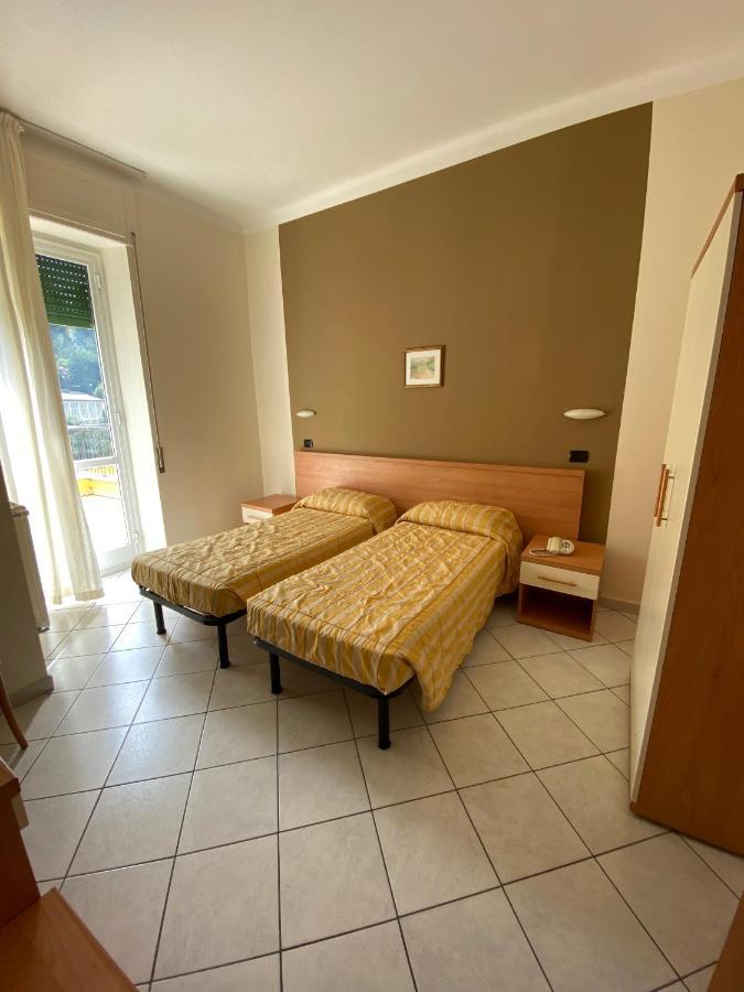 Hotel Rio Alassio Extérieur photo
