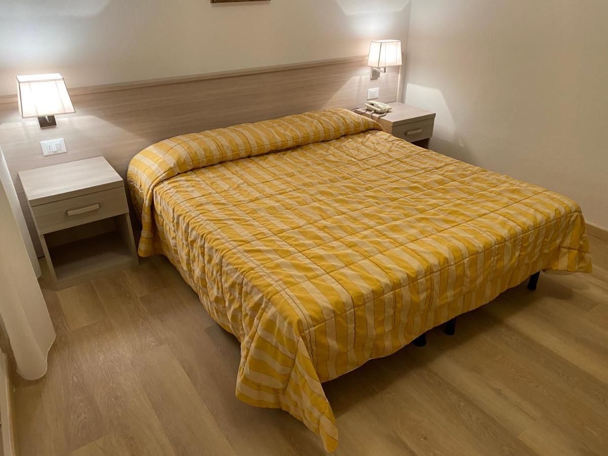 Hotel Rio Alassio Extérieur photo