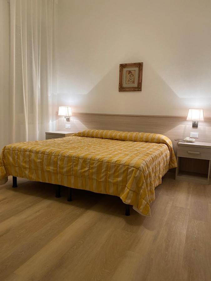 Hotel Rio Alassio Extérieur photo