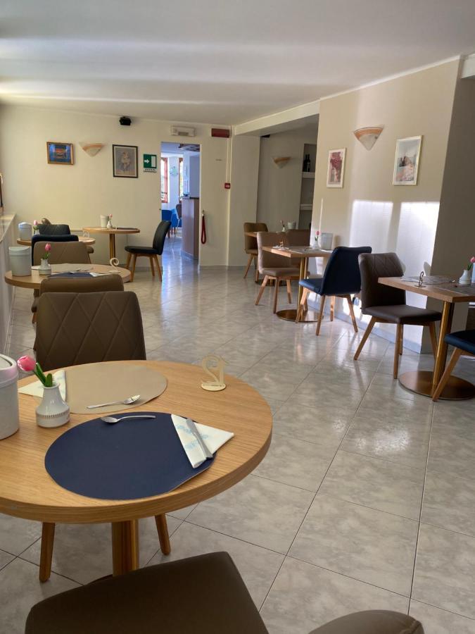 Hotel Rio Alassio Extérieur photo